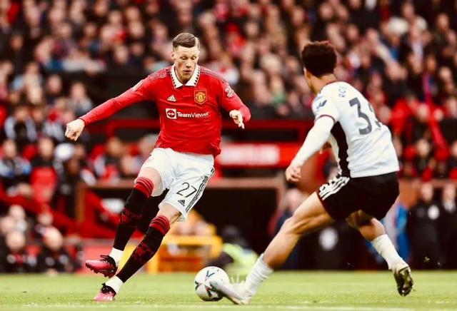 爱游戏-风云突变！里尔窗口期篮板制胜，足总杯版图或变，球迷炸锅，数据趋势出现新变化的简单介绍